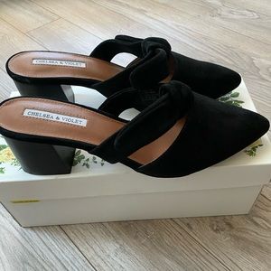 Chelsea&Violet suede shoes